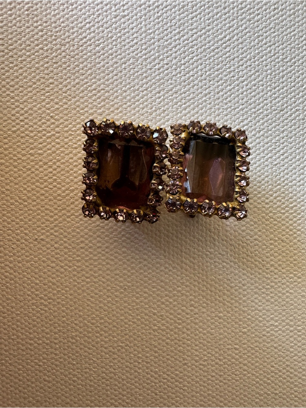 Vintage Original by Robert Amethyst Glass Emerald Cut Rhinestone Clip Earrings - Picture 8 of 12
